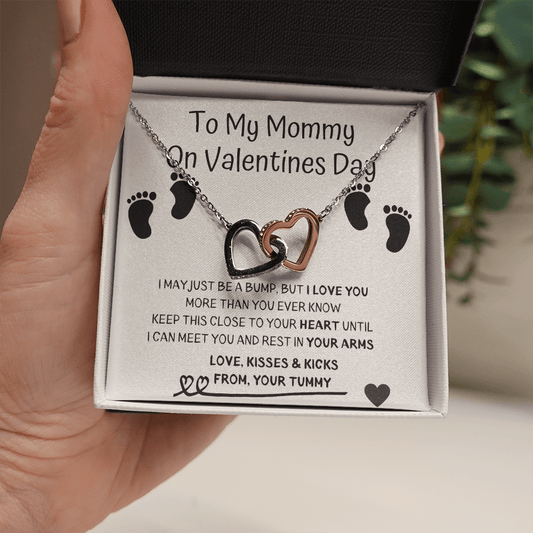To My Mommy On Valentines Day - Interlocking Hearts Necklace