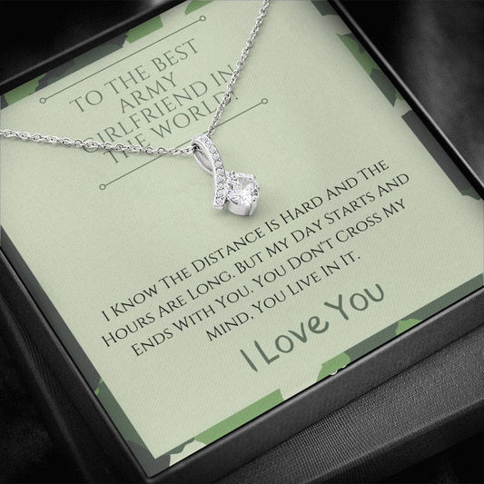 To The Best Army Girlfriend In the World - Alluring Beauty Necklace